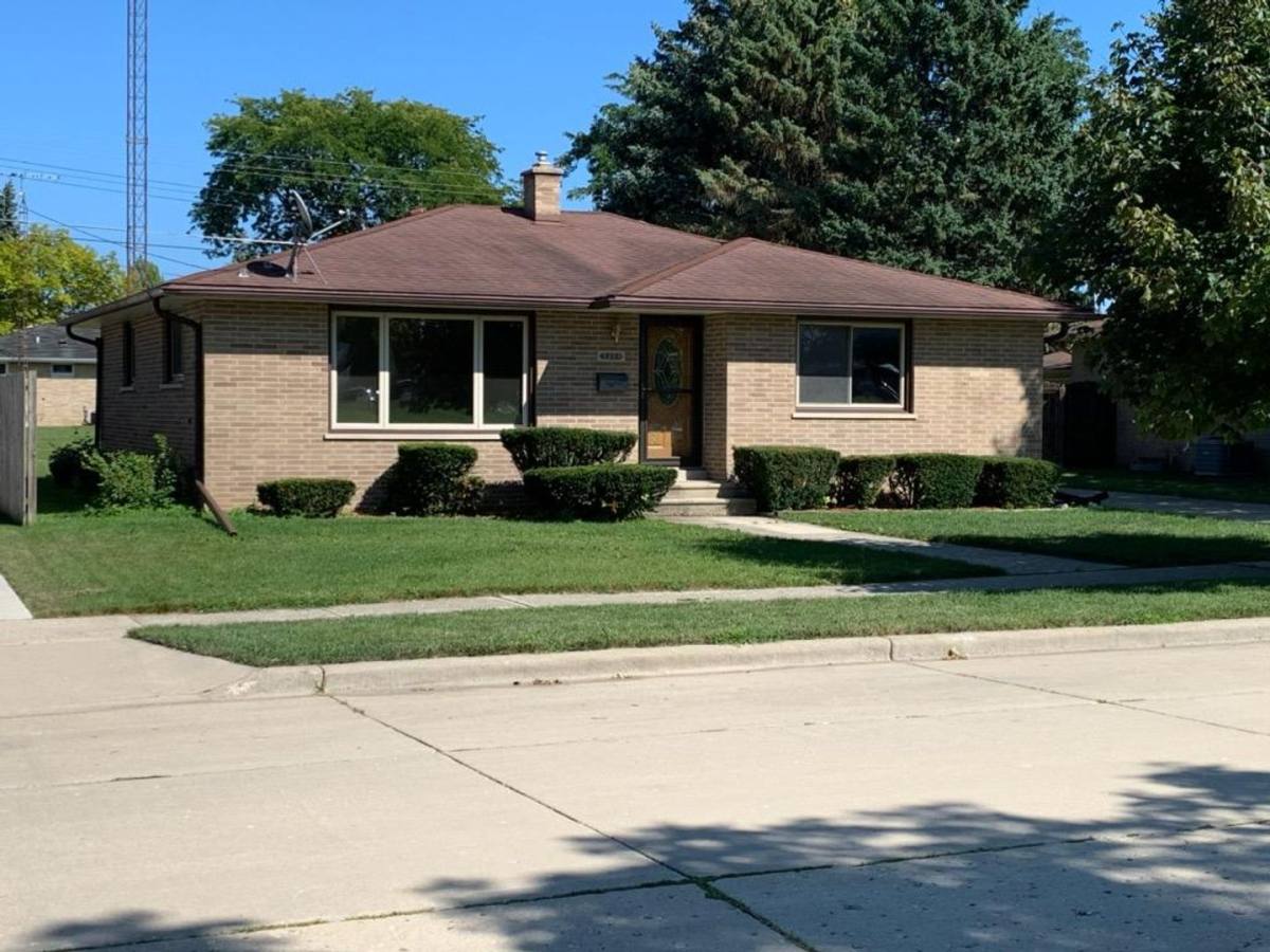 House for rent at 3215 25th Ave, Kenosha, WI 53140