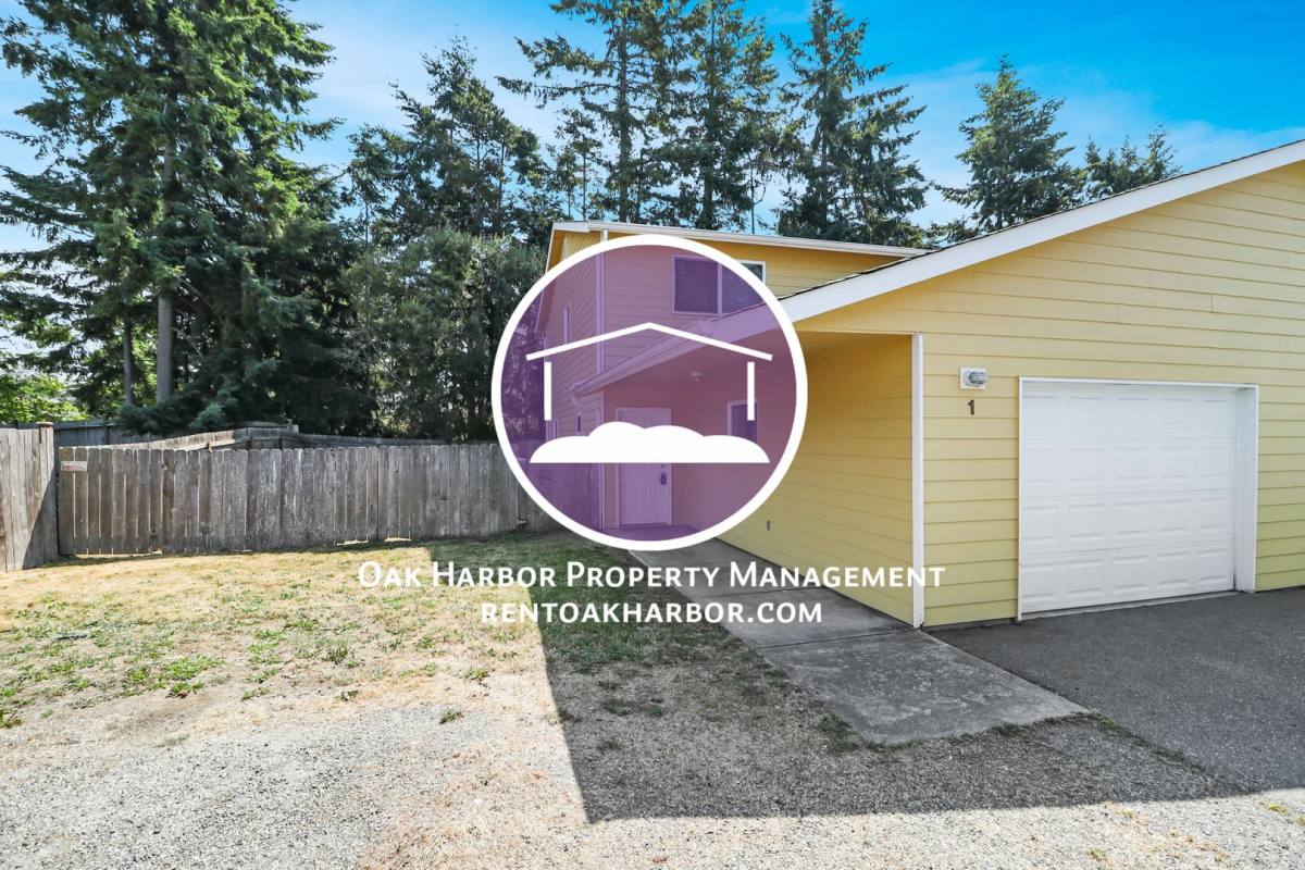 Townhouse for rent at 760 NW Paragon Place, Oak Harbor, WA 98277
