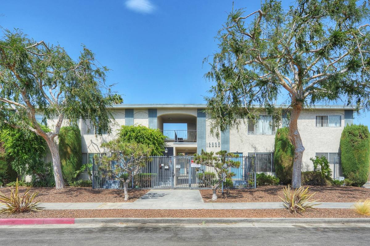 Apartment for rent at 12939 Bonaparte Ave, Los Angeles, CA 90066