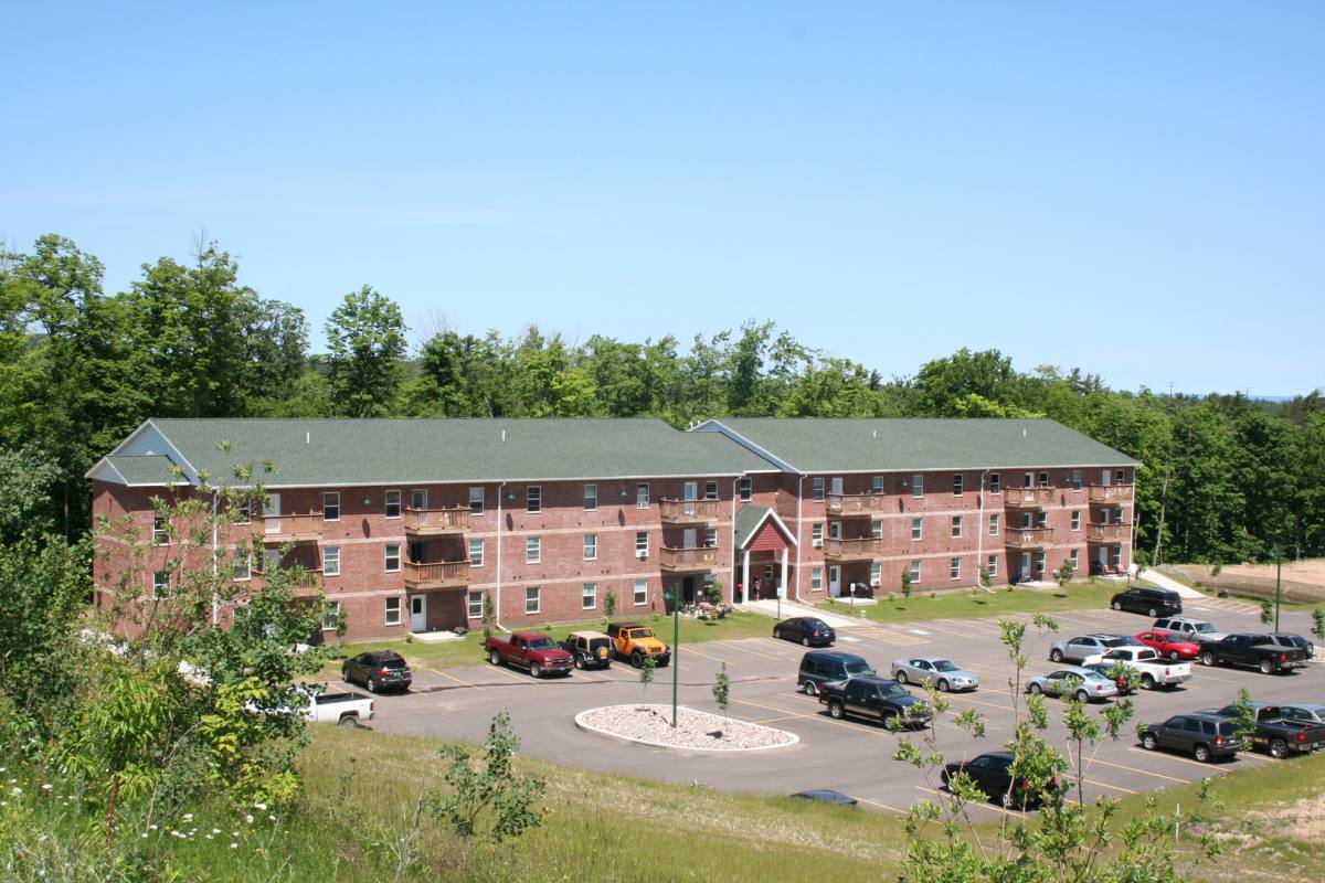 Townhouse for rent at 2732 Scenic Dr, Marquette, MI 49855