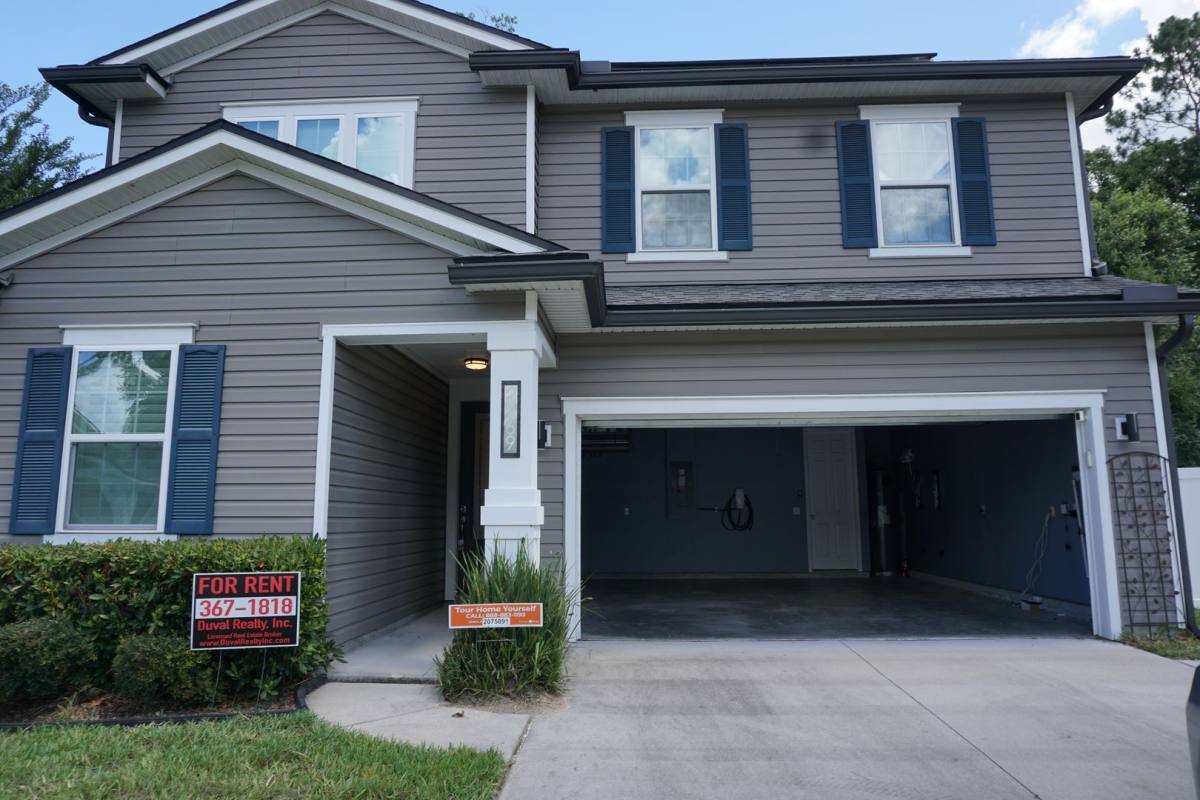 House for rent at 2269 Lincoln Sendero Trail, Jacksonville, FL 32218