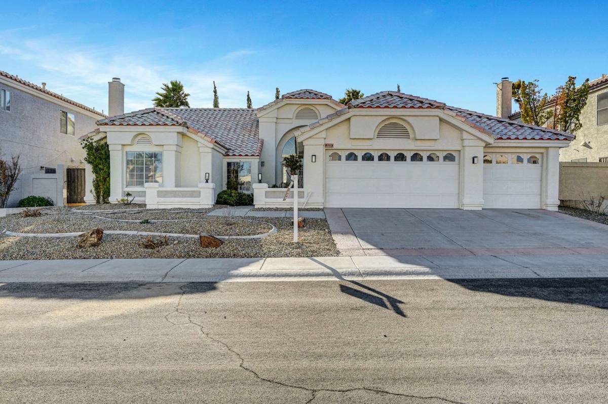 House for rent at 2221 Loggerhead Rd, Las Vegas, NV 89117