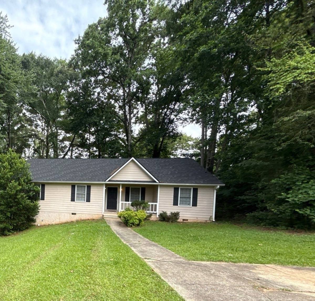 Townhouse for rent at 109 Fairhaven Court, Stockbridge, GA 30281