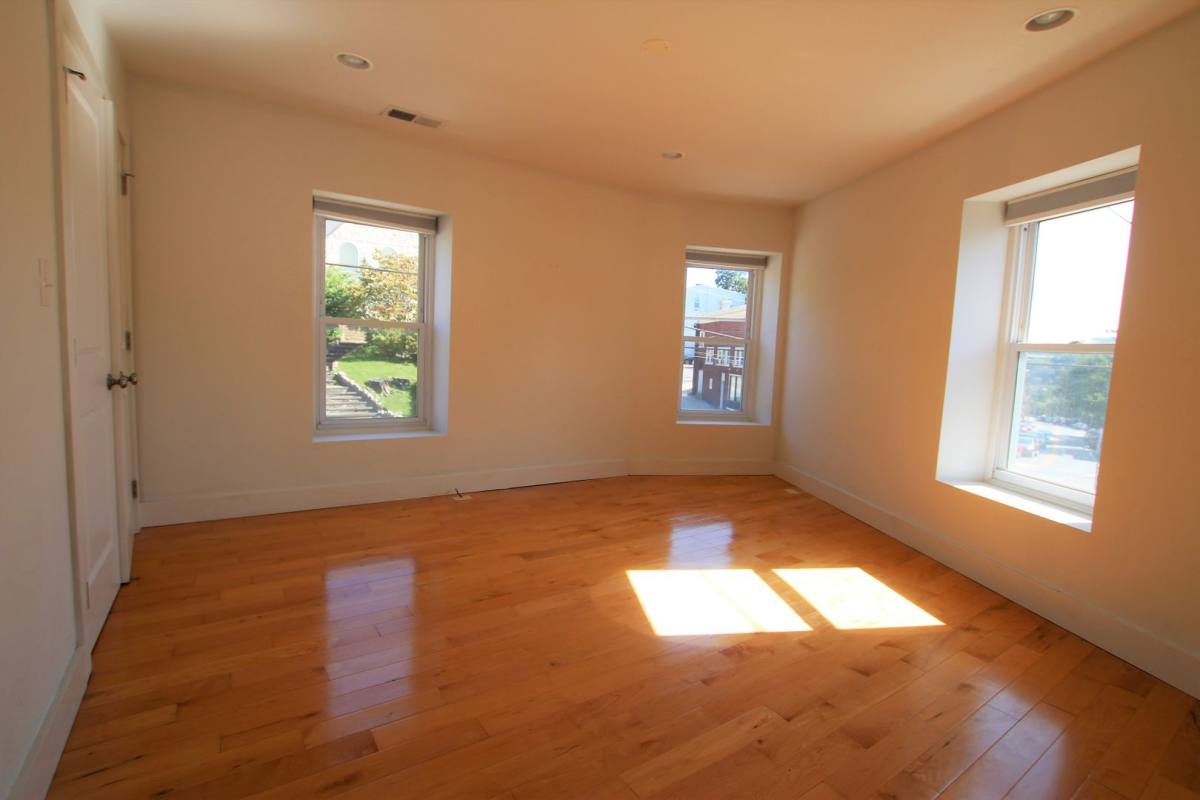 Apartment for rent at 5226-30 Ridge Ave, Philadelphia, PA 19128