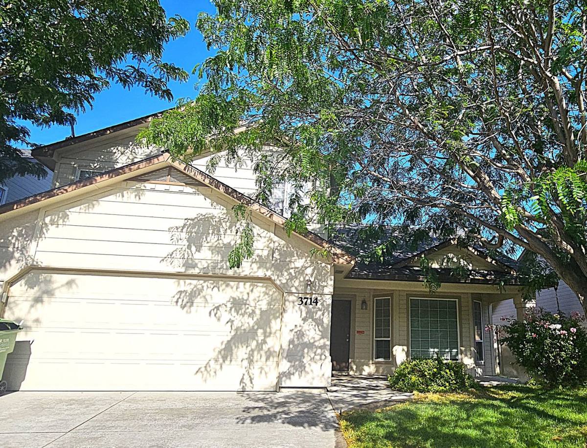 House for rent at 3714 N Buckstone Ave, Meridian, ID 83646