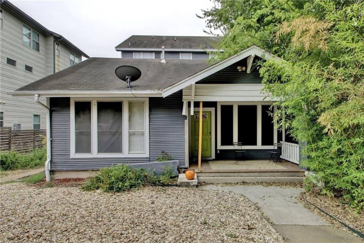 Townhouse for rent at 509 Elmwood Place #B, Austin, TX 78705