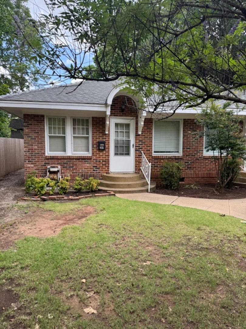 Apartment for rent at 311-315 E Duffy St, Norman, OK 73069
