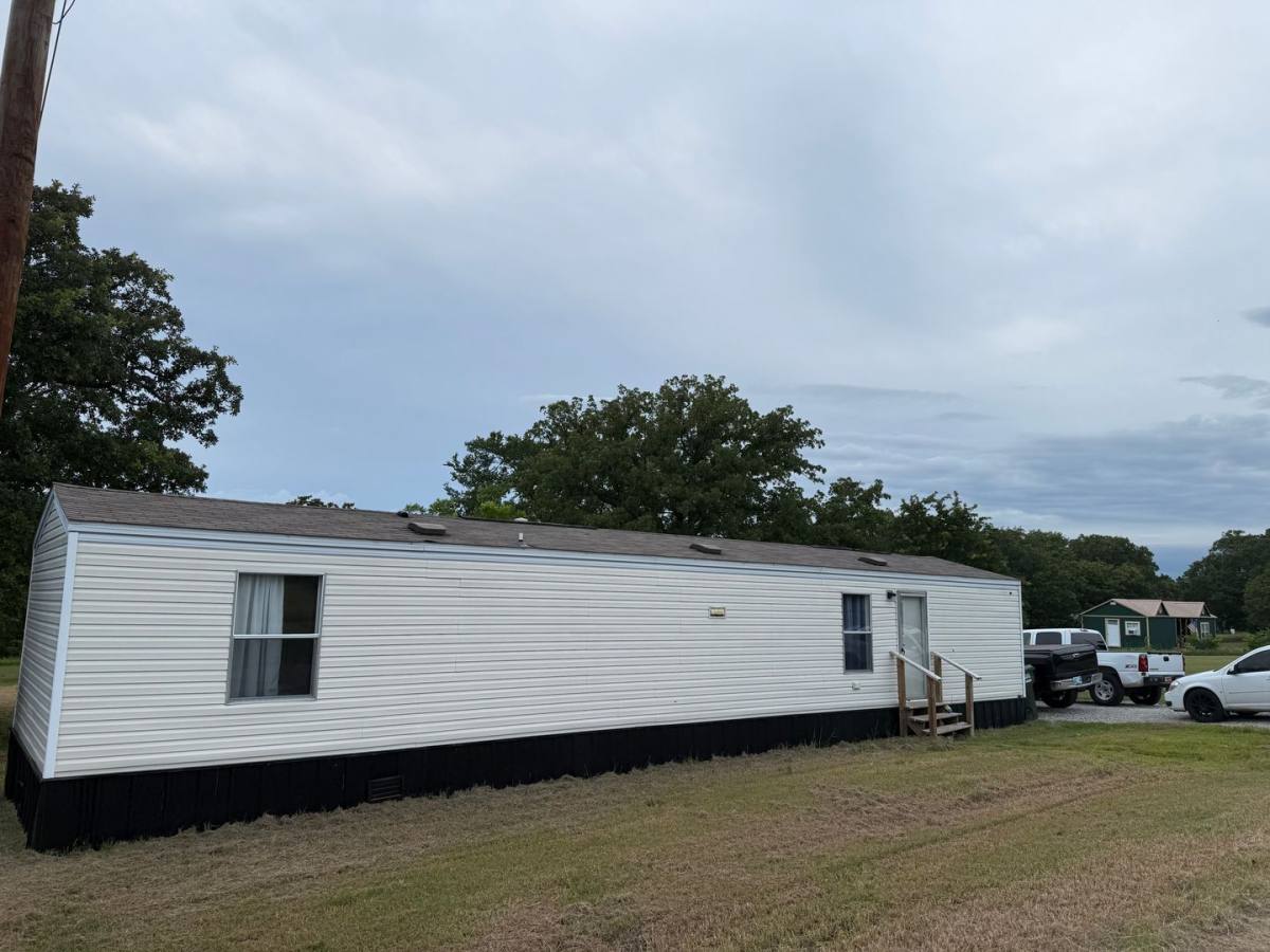 House for rent at 387 Basin Rd, Ardmore, OK 73401