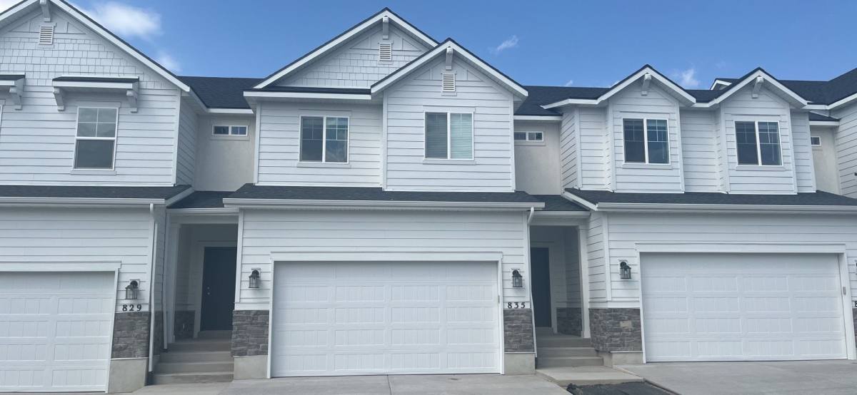 House for rent at 835 N Hilltop Dr, Lehi, UT 84043