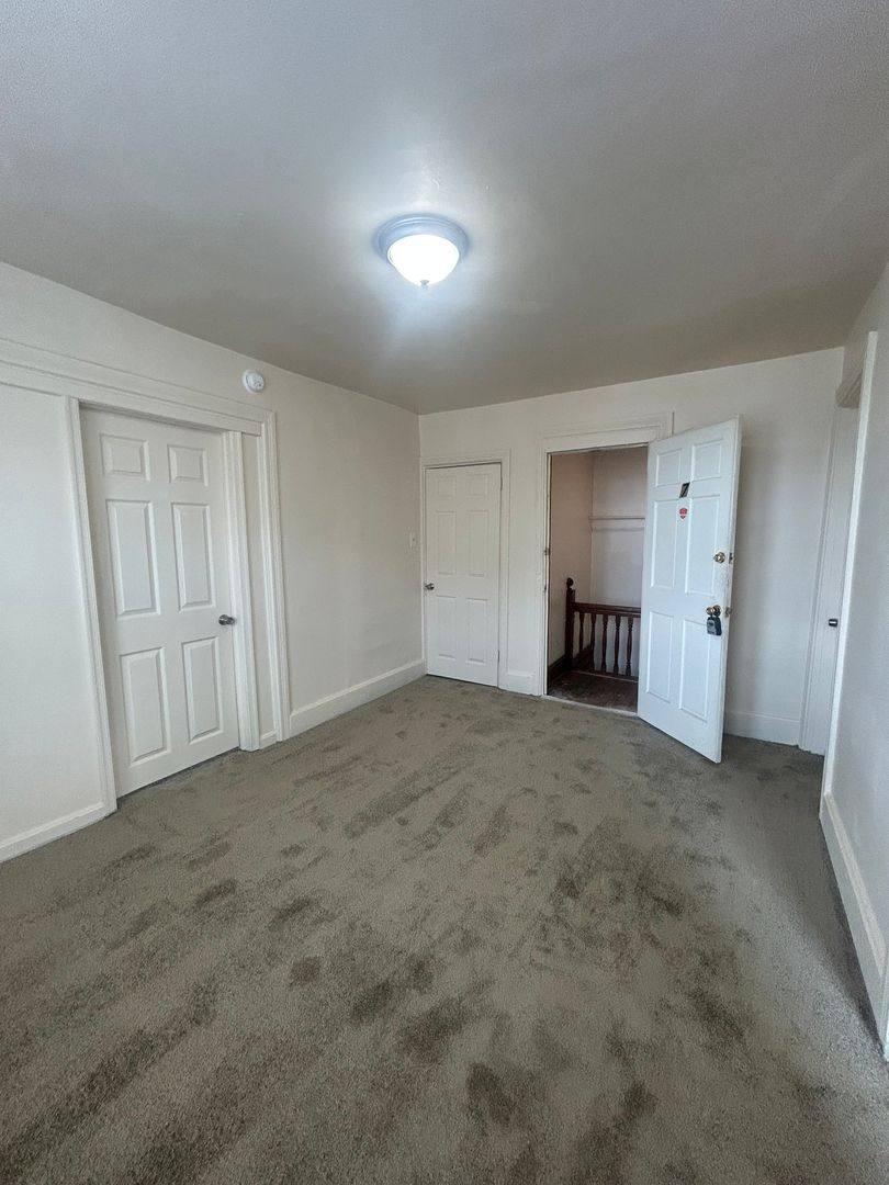 Apartment for rent at 193 S Front St, Harrisburg, PA 17113