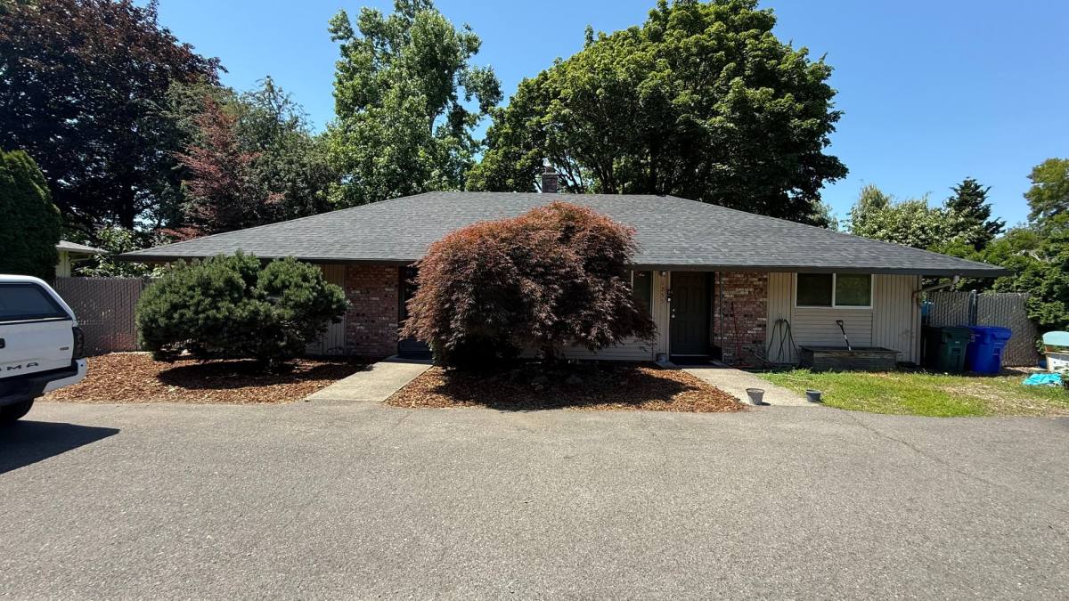 House for rent at 1759 NE Hogan Dr, Gresham, OR 97030