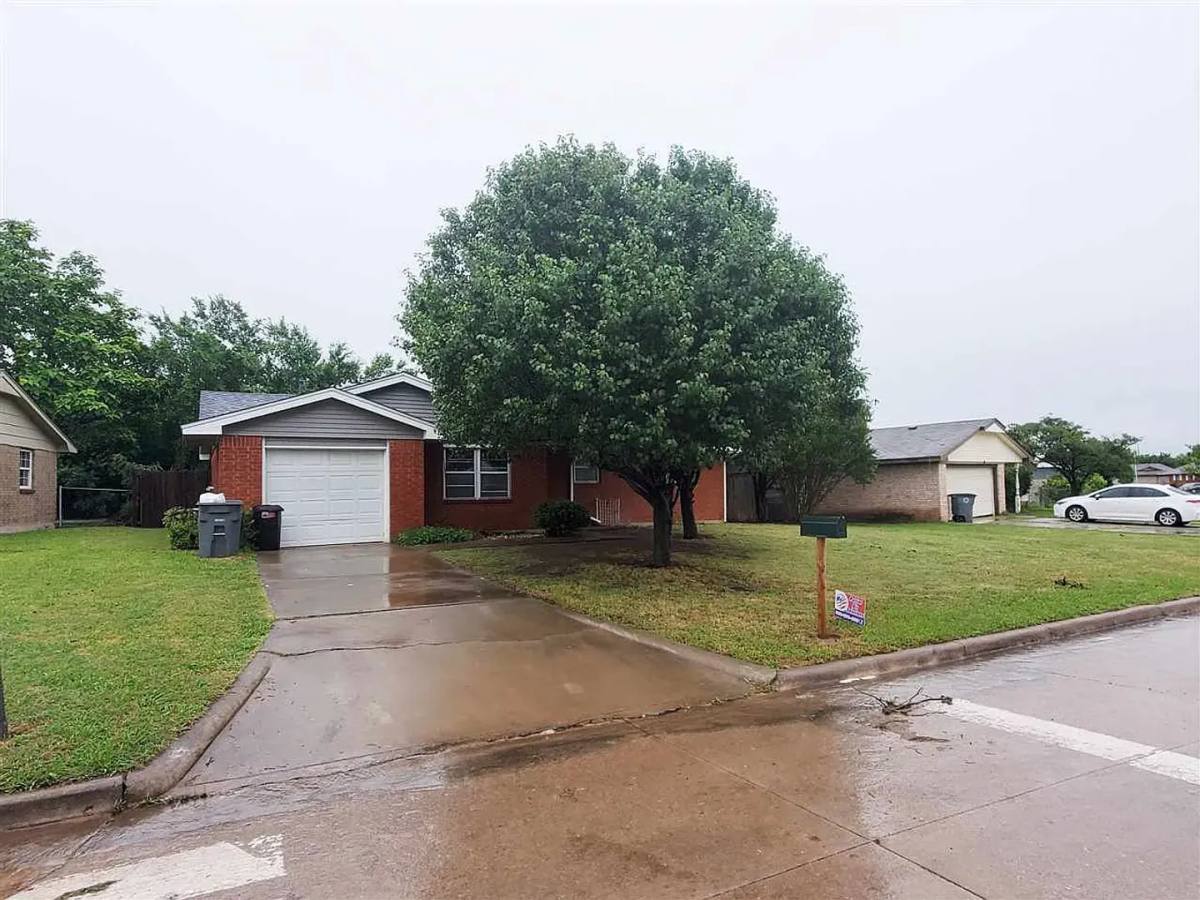 House for rent at 314 SW 68th St, Lawton, OK 73505