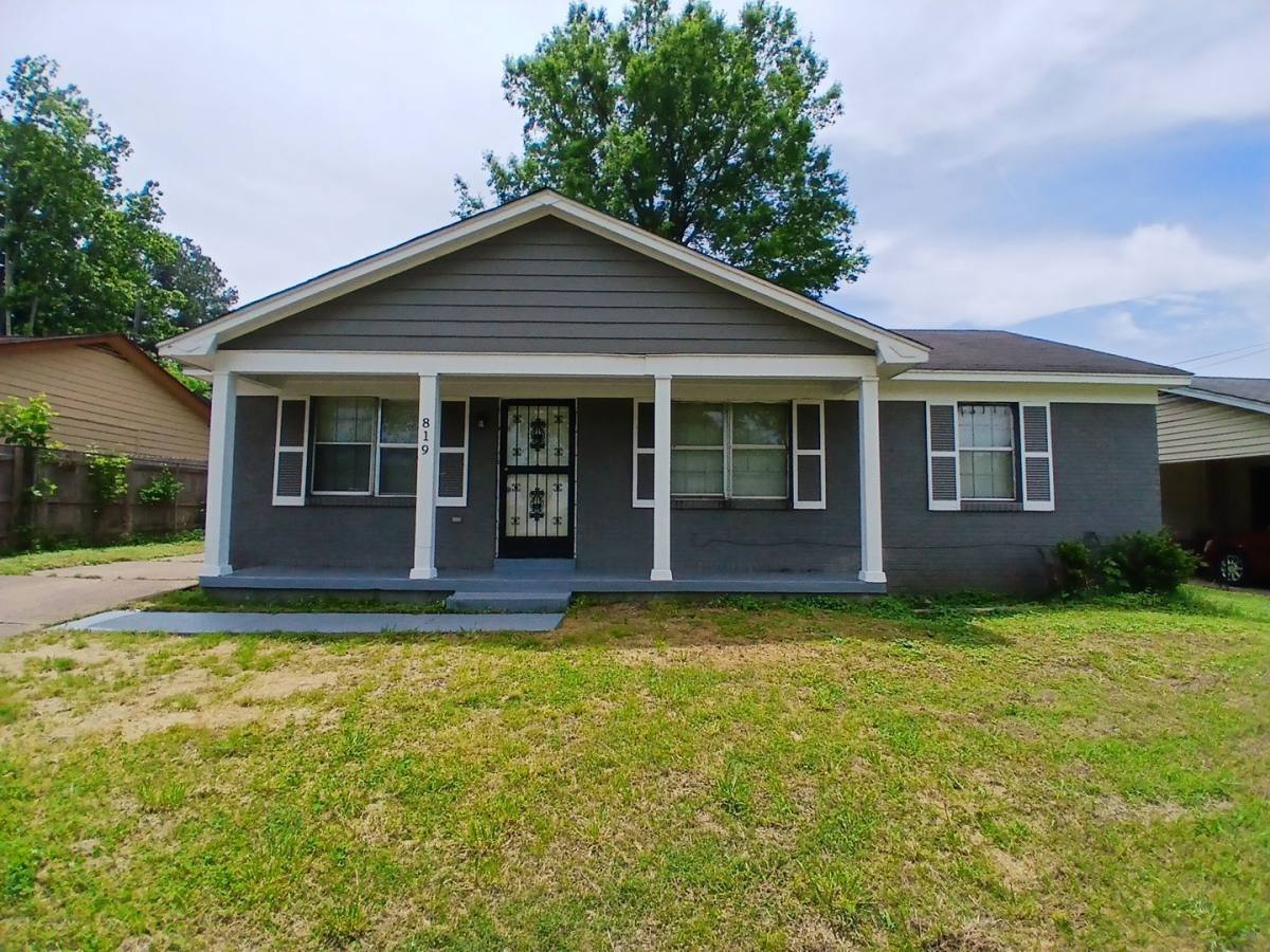 House for rent at 819 W Raines Rd, Memphis, TN 38109