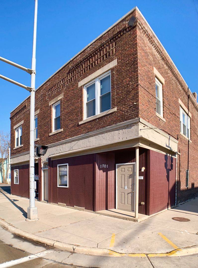 Apartment for rent at 1701 N Main St, Racine, WI 53402