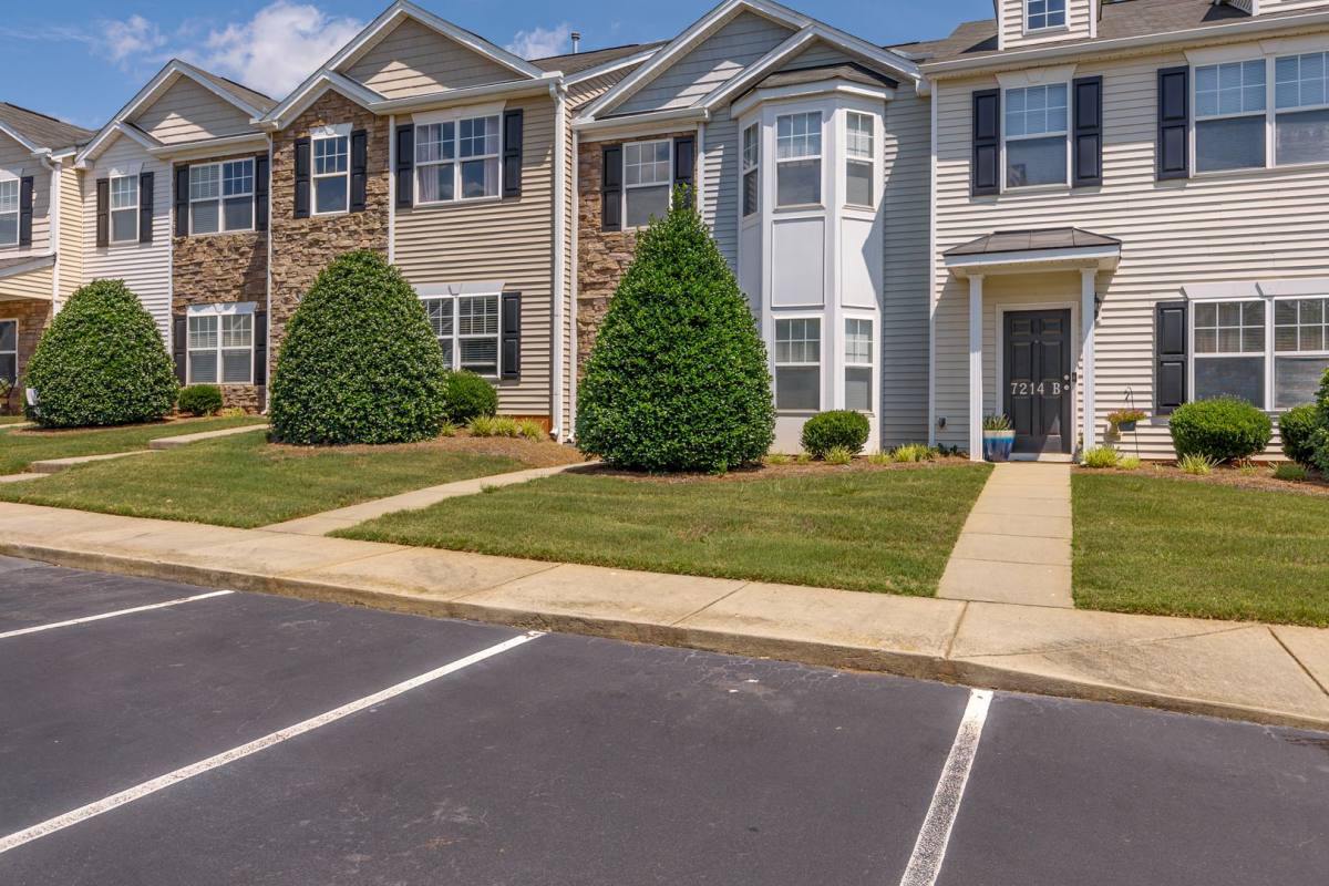 Townhouse for rent at 7214 Olmstead Dr #C, Burlington, NC 27215