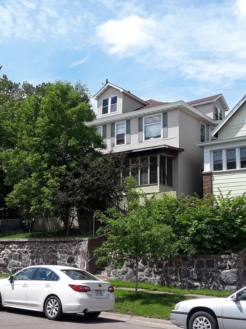 Apartment for rent at 2125-2127 W 4th St, Duluth, MN 55806
