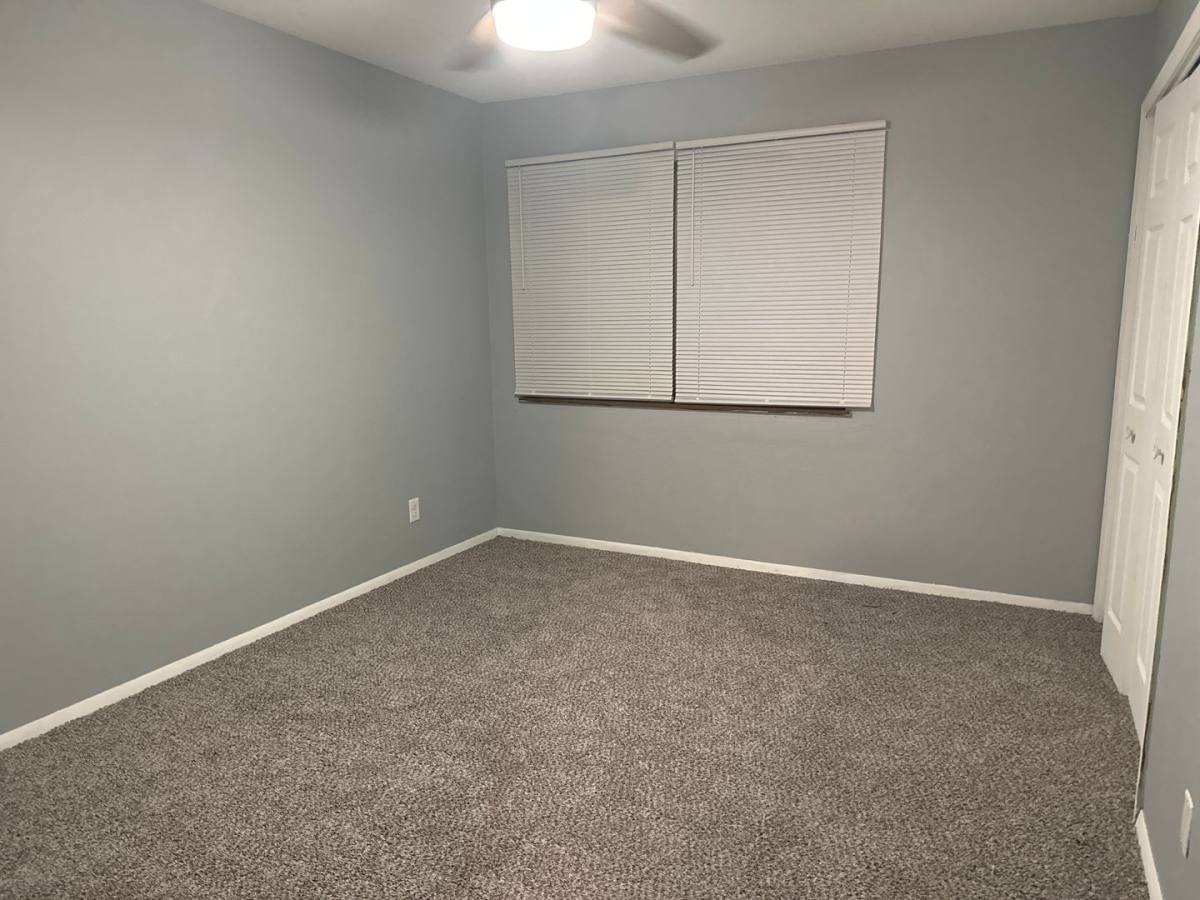 Apartment for rent at 1017 S Spring St, Springfield, IL 62704