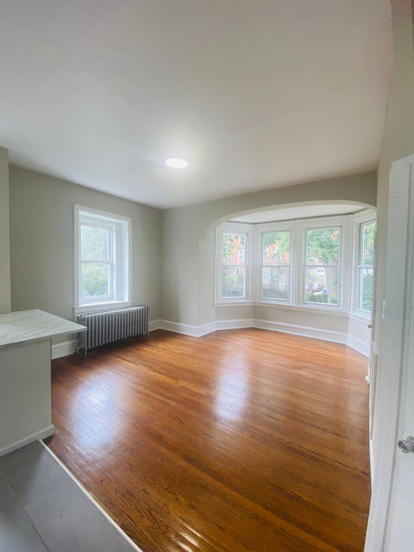 Apartment for rent at 814 N 63rd #2R, Philadelphia, PA 19151