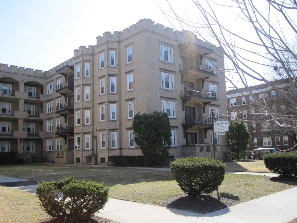 Apartment for rent at 145-151 Sumner Ave, Springfield, MA 01108
