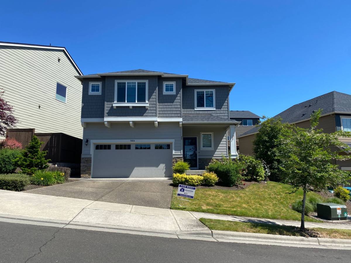 House for rent at 7664 NW Catalpa St, Portland, OR 97229