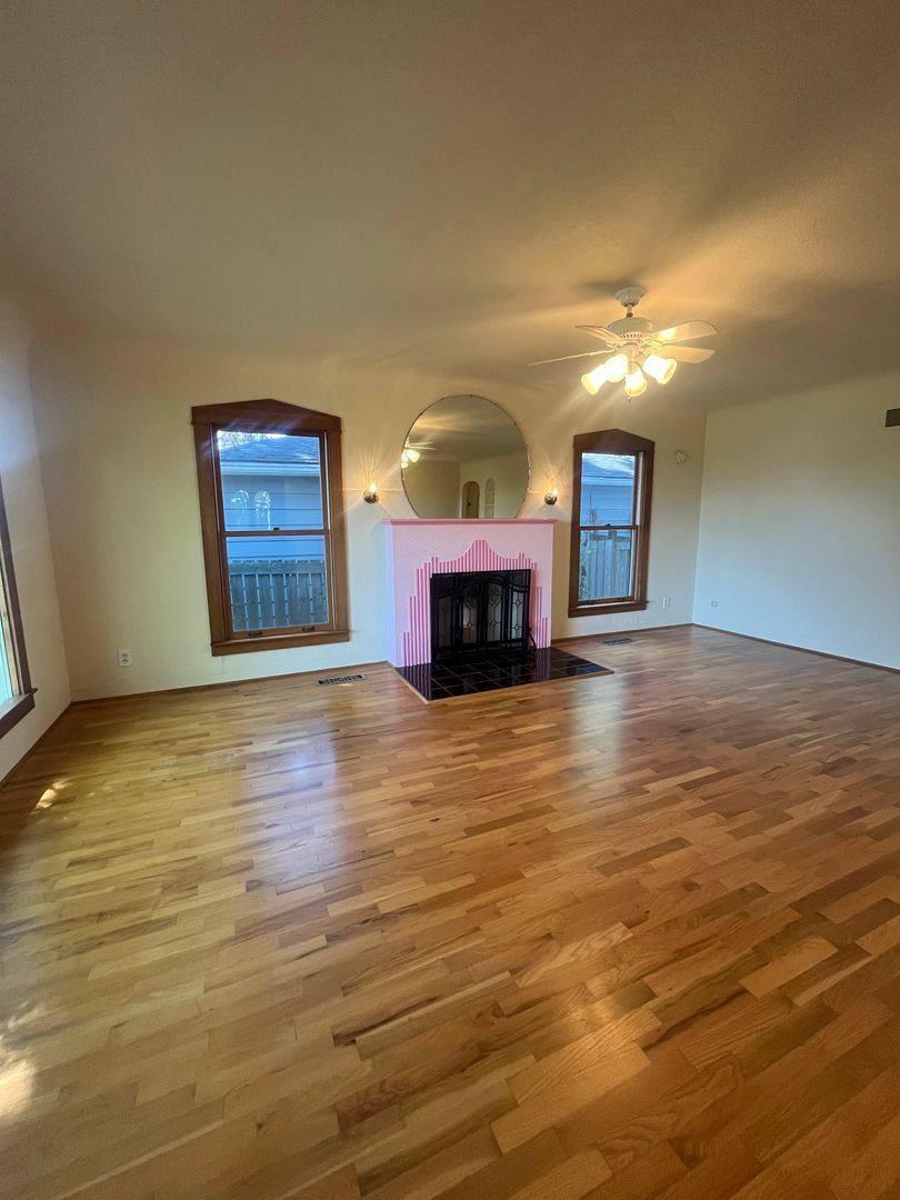 House for rent at 2450 Charnelton St, Eugene, OR 97405