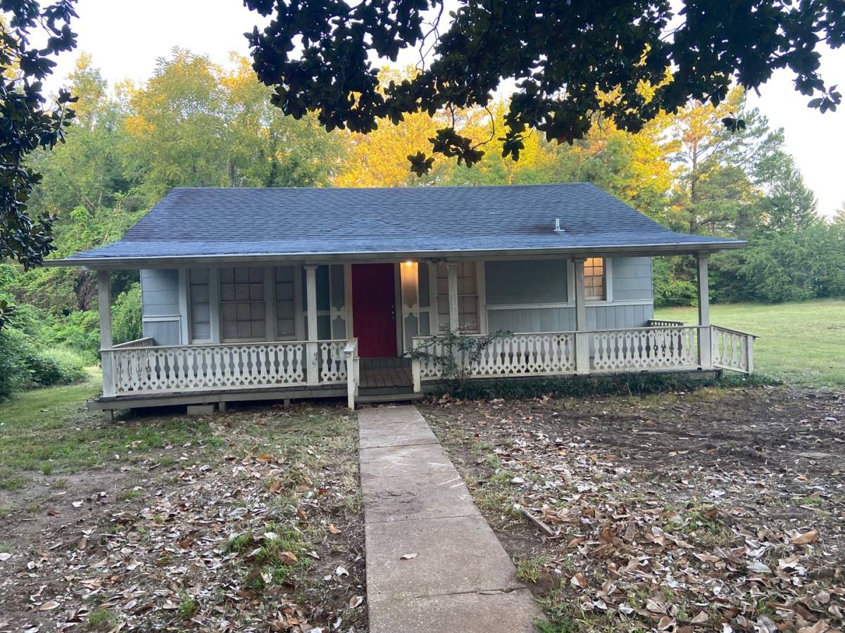 House for rent at 949 FM, Jefferson, TX 75657