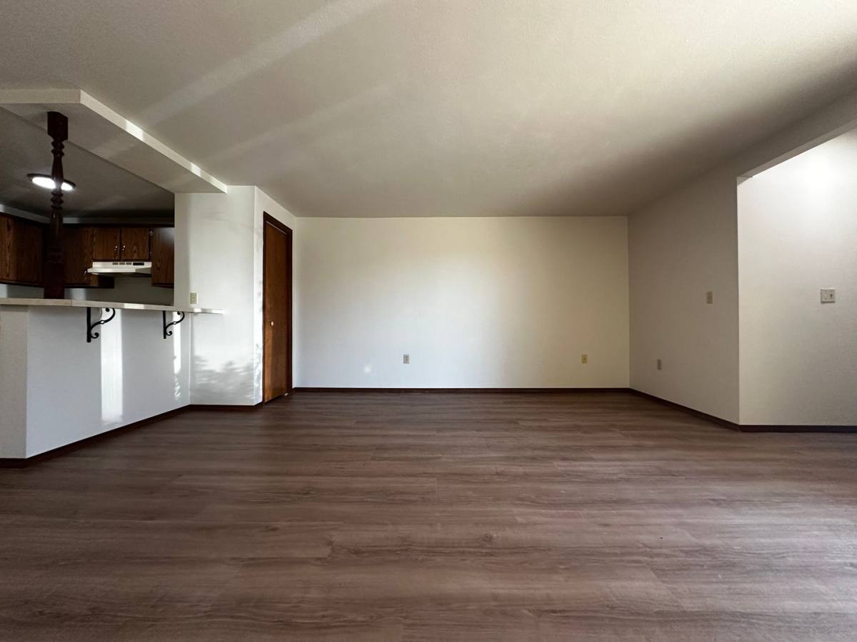 Apartment for rent at 1750 Eldorado Dr, Green Bay, WI 54302