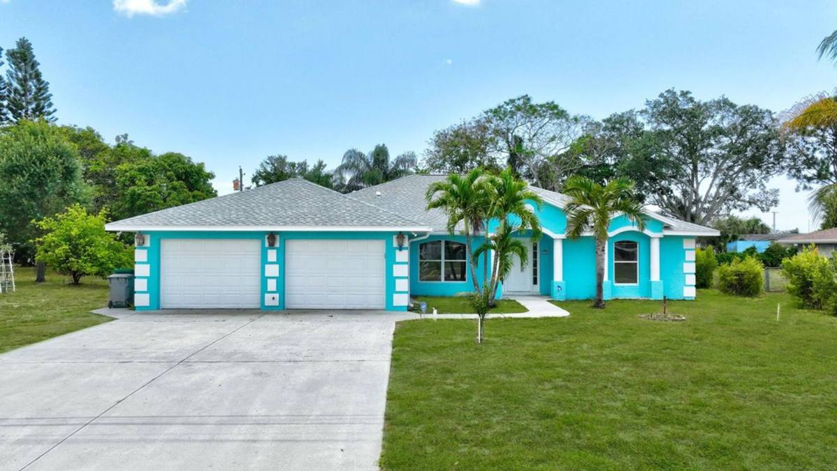 House for rent at 189 SE Floresta Dr, Port Saint Lucie, FL 34983