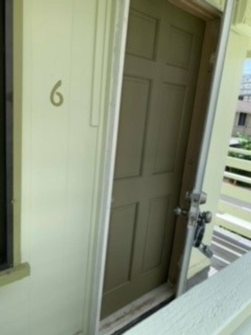 Apartment for rent at 574 Lauiki St, Honolulu, HI 96826
