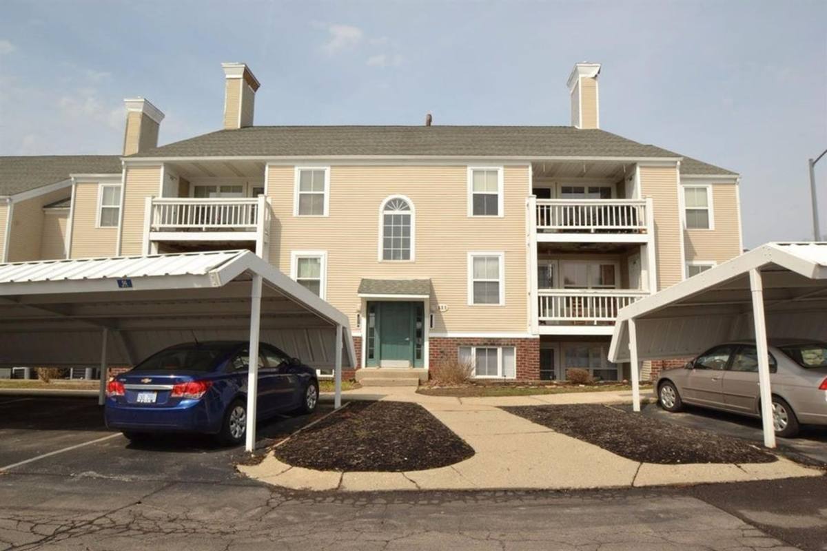 Condo for rent at 111 Fieldcrest, Ann Arbor, MI 48103