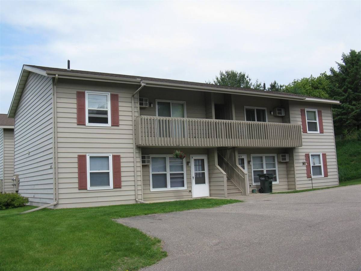 Apartment for rent at 2721-2801 56th St NW, Rochester, MN 55901
