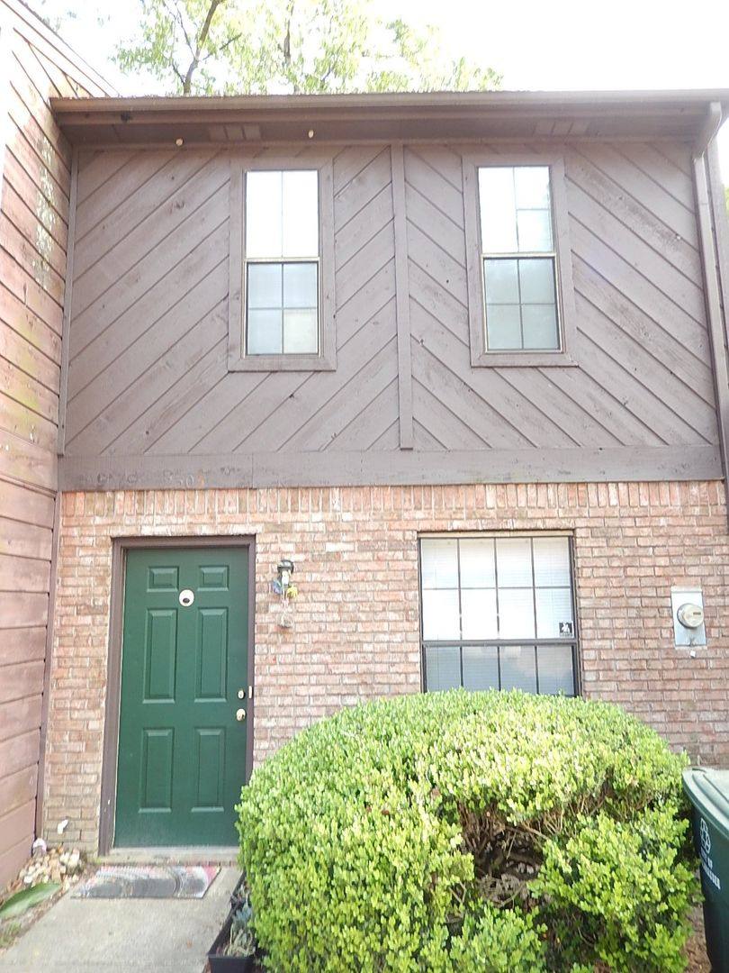 Townhouse for rent at 2303 Hartsfield Way, Tallahassee, FL 32303