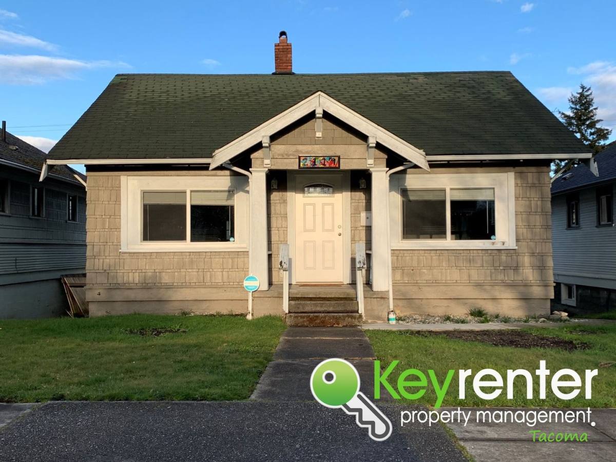 House for rent at 2119 S L St, Tacoma, WA 98405