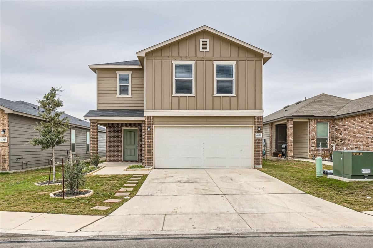 House for rent at 4819 Via Sonoma Trail, Converse, TX 78109