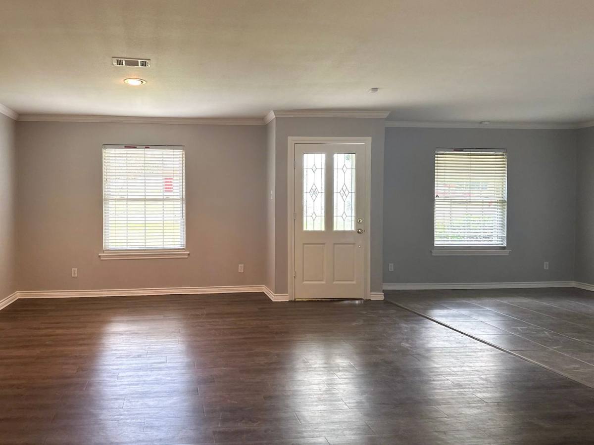 House for rent at 53191 W 11th St, Irving, TX 75060
