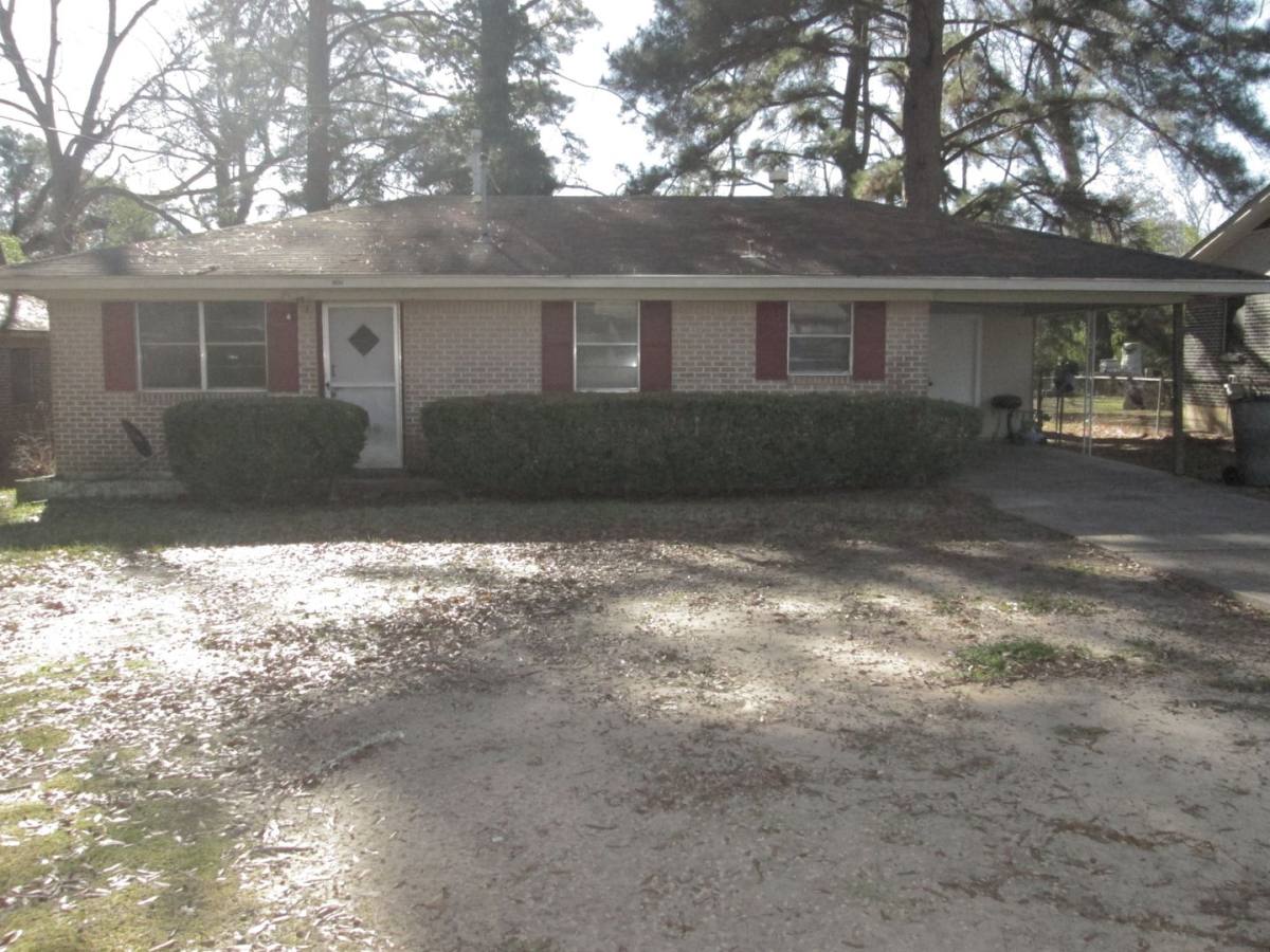 House for rent at 806 E California Ave, Ruston, LA 71270
