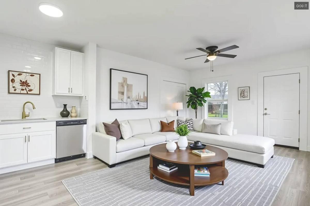 Apartment for rent at 2404 Maryland Ave, Dallas, TX 75216
