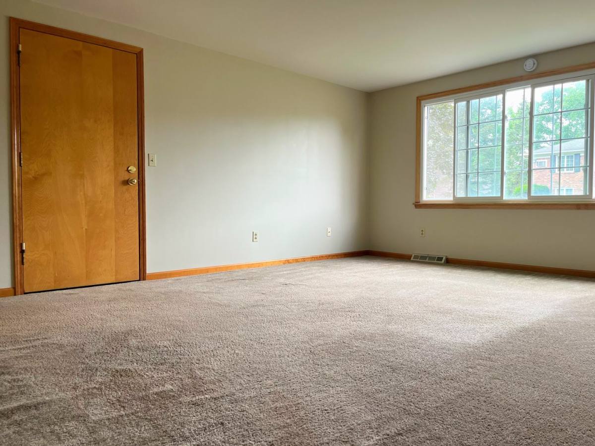Apartment for rent at 45 Oakridge Dr, Buffalo, NY 14224