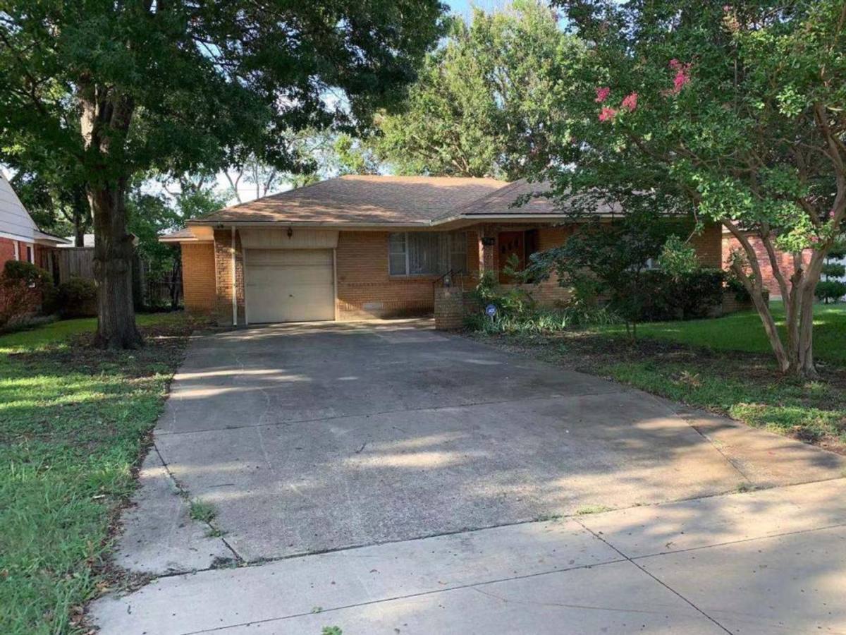 House for rent at 413 Frances Way, Richardson, TX 75081
