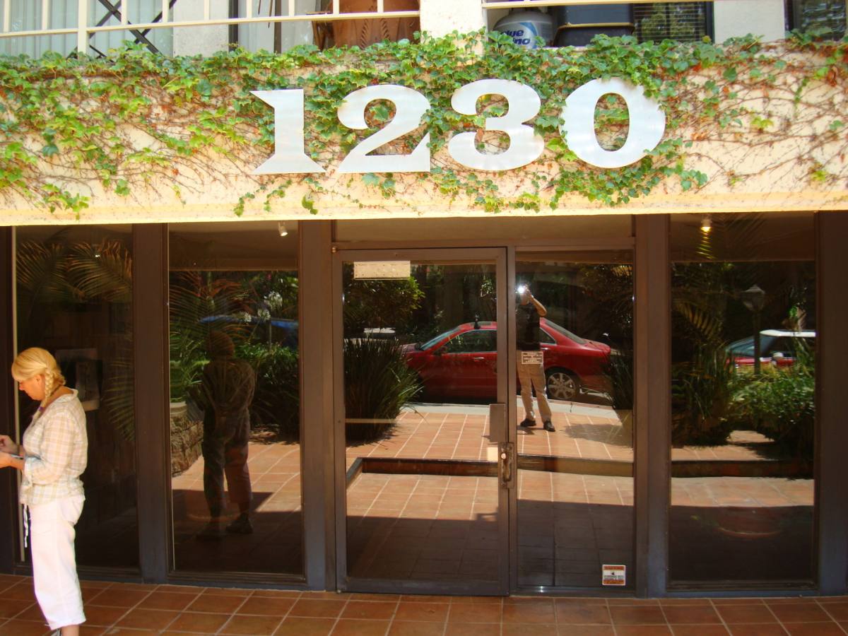Condo for rent at 1230 N Sweetzer Ave, West Hollywood, CA 90069