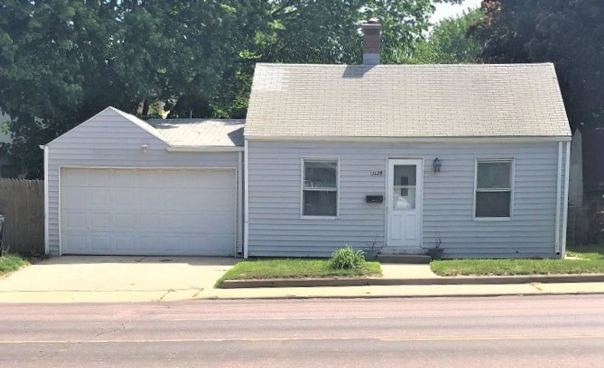House for rent at 1128 N Minnesota Ave, Sioux Falls, SD 57104