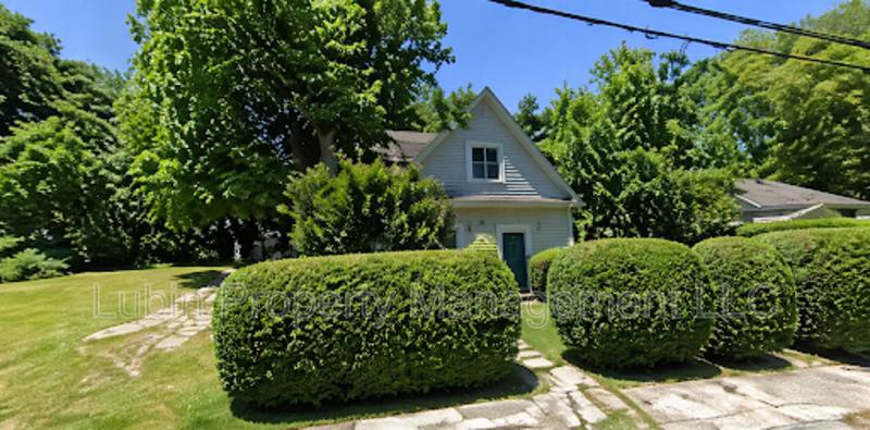 House for rent at 1207 Cannon St, Memphis, TN 38106