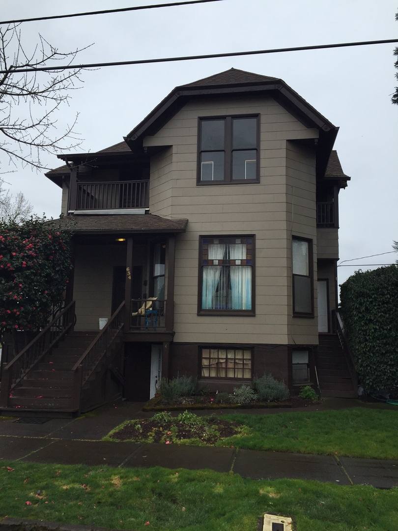 Apartment for rent at 634 Calapooia St SW, Albany, OR 97321