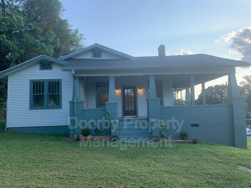 House for rent at 2300 Elmendorf St, Chattanooga, TN 37406