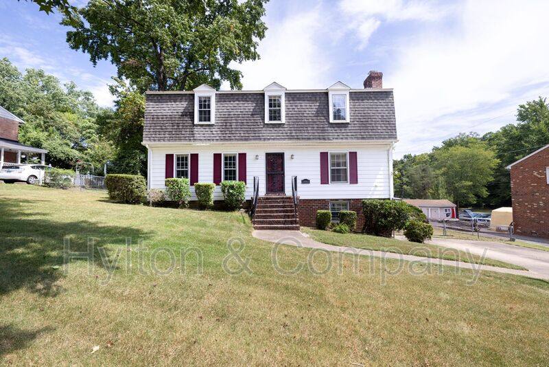 5003 Sandpiper Dr, Richmond, VA 23227