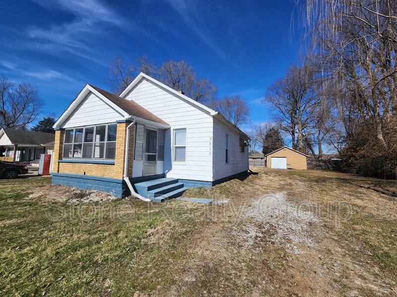 House for rent at 2816 Dean Ave, Terre Haute, IN 47803