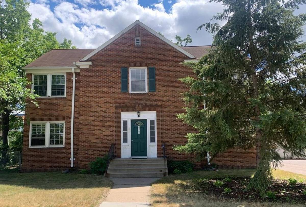 Condo for rent at 814 5th St SE, Minneapolis, MN 55414