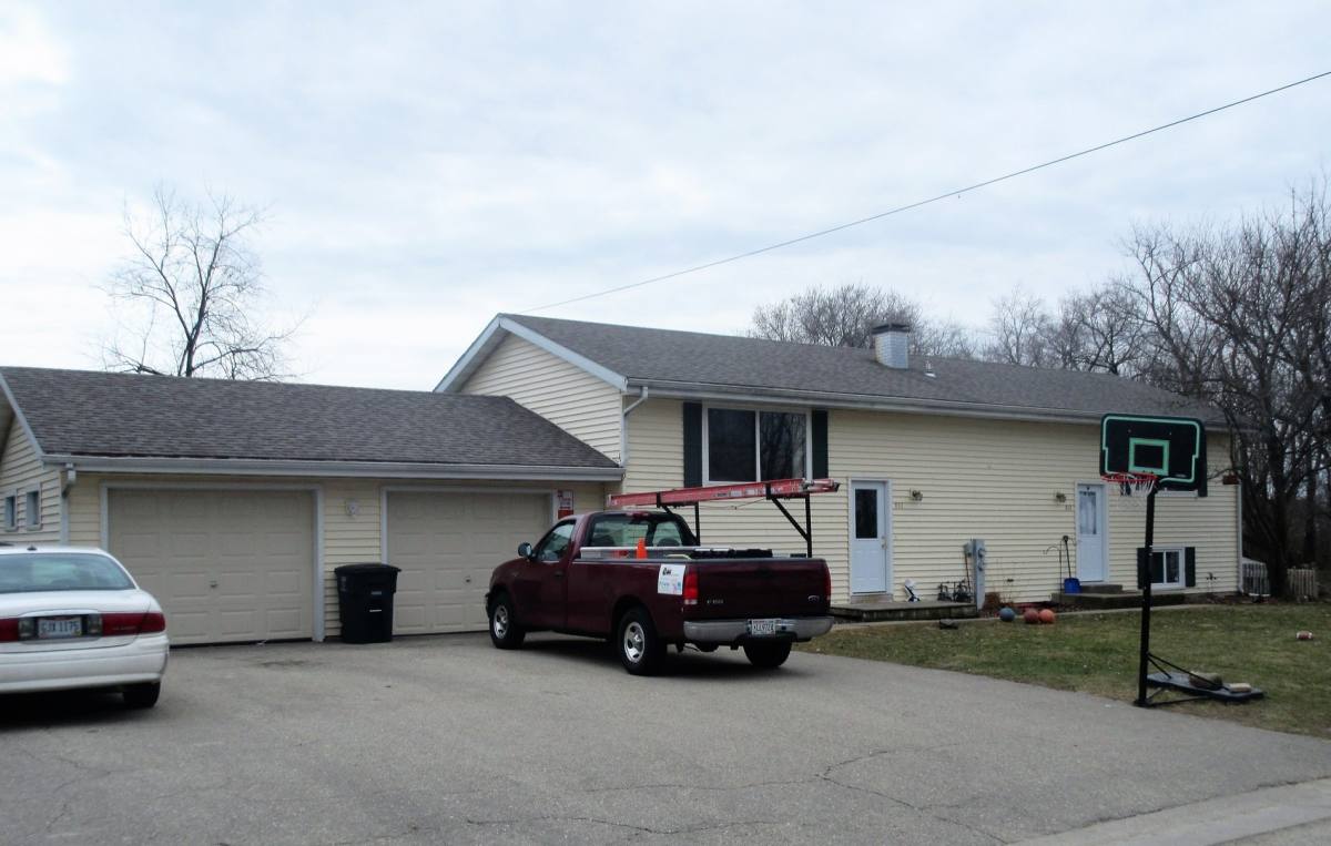 Apartment for rent at 817-819 Capman St, Milton, WI 53563
