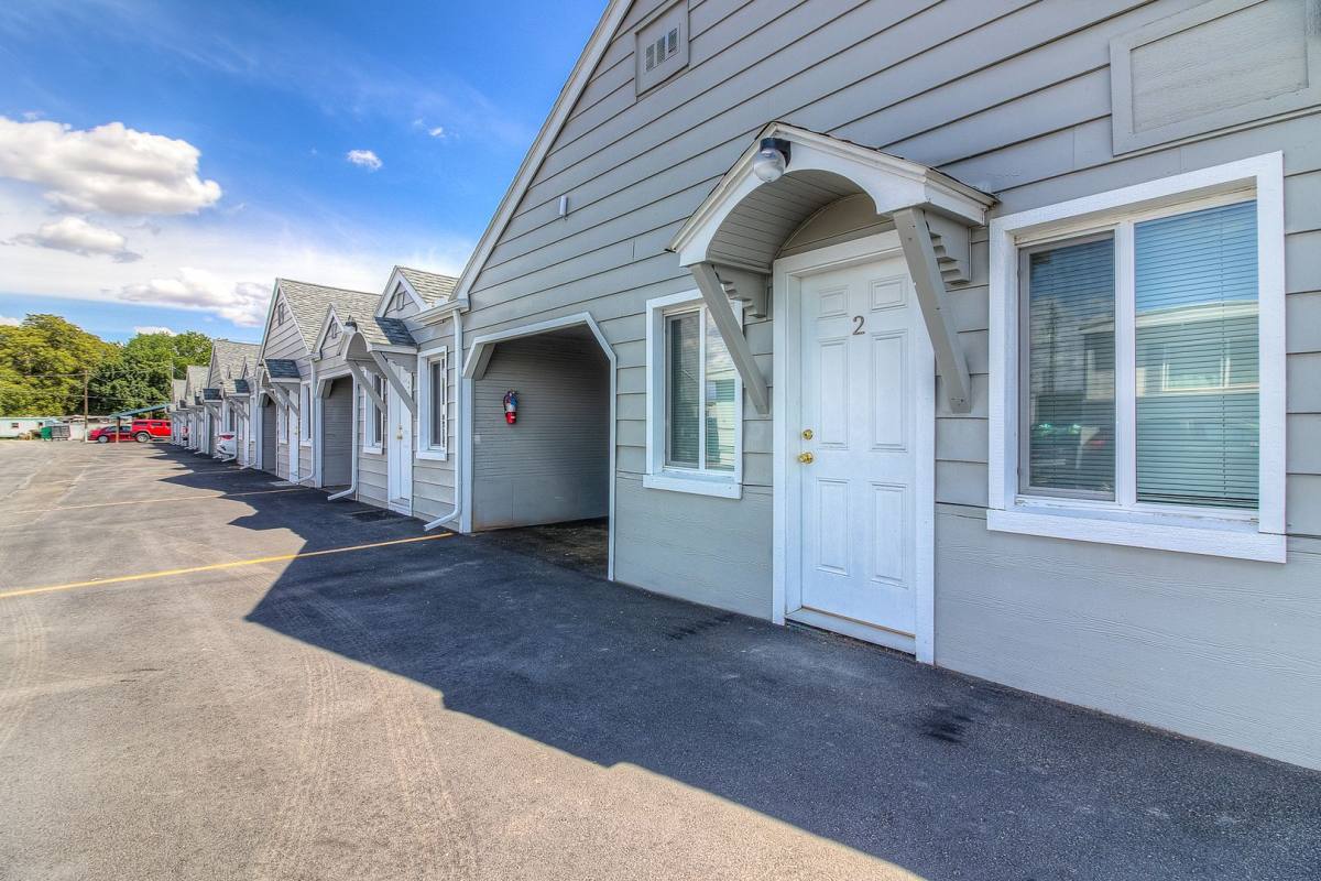 Apartment for rent at 3107 Main St, Yakima, WA 98903