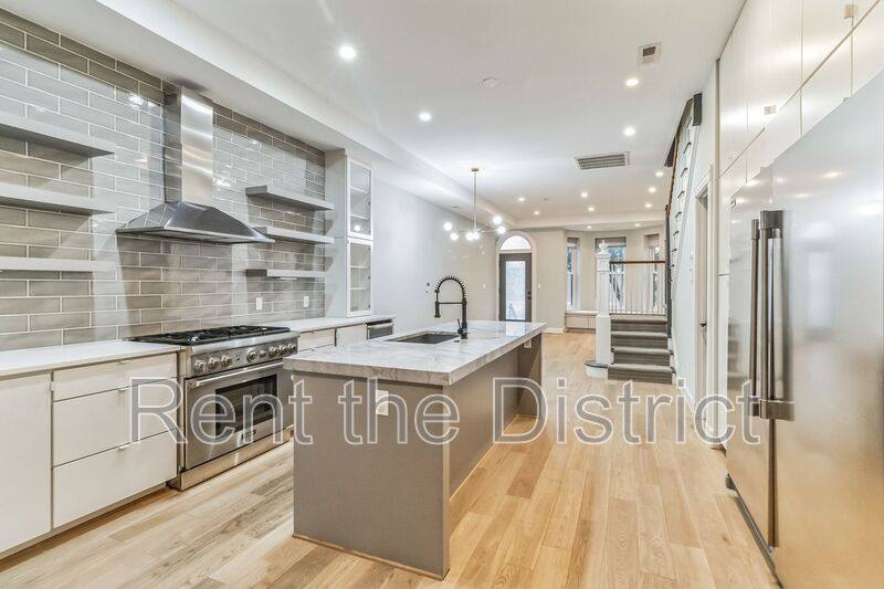 Townhouse for rent at 1239 Kenyon St NW #A, Washington, DC 20010